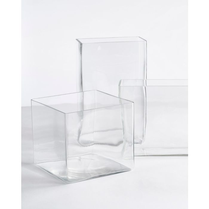 Britt firkantet vase 20 cm høj 30 cm bred