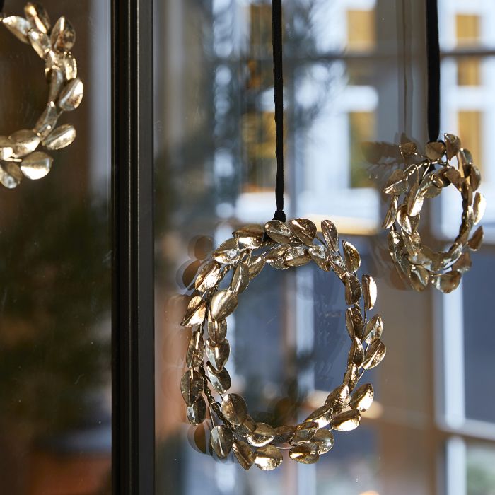 Bladkrans i metal 15 cm i dia