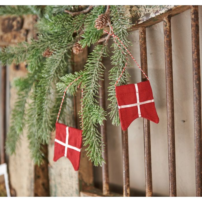 Flag i stof med snor 4-pak