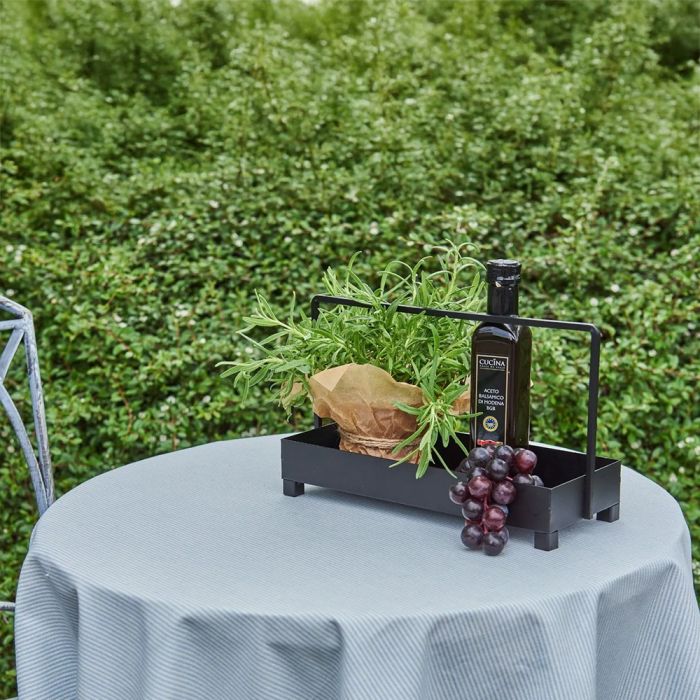 Rund dug med lyseblå striber fra Speedtsberg med metalkurv med balsamico