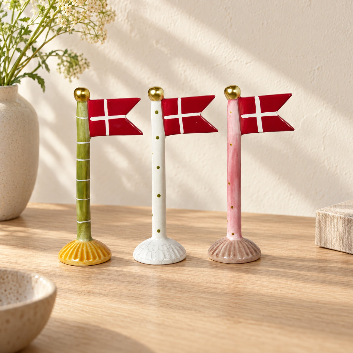 Fødselsdagsflag i keramik 19 cm højt