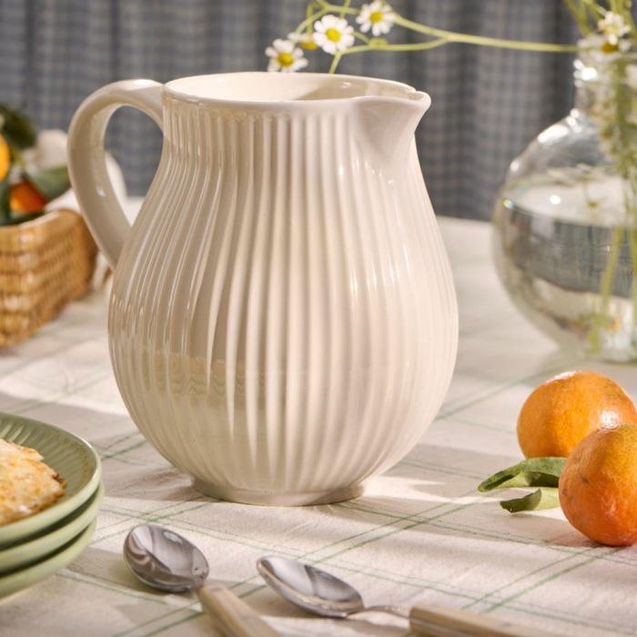 0 liter i farven latte