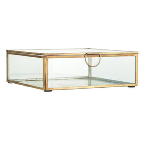 Kvadratisk Solitaire glasæske fra Ib Laursen med låg, klart glas og ramme i antik guldfarvet metal