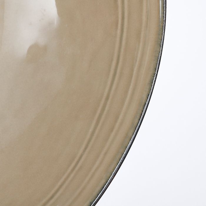 Nærbillede af Tabo skål i cremefarvet stentøj Ø23