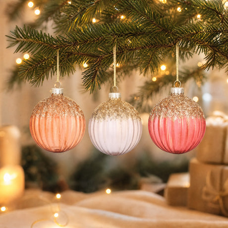 Julekugler i klart glas med glimmer