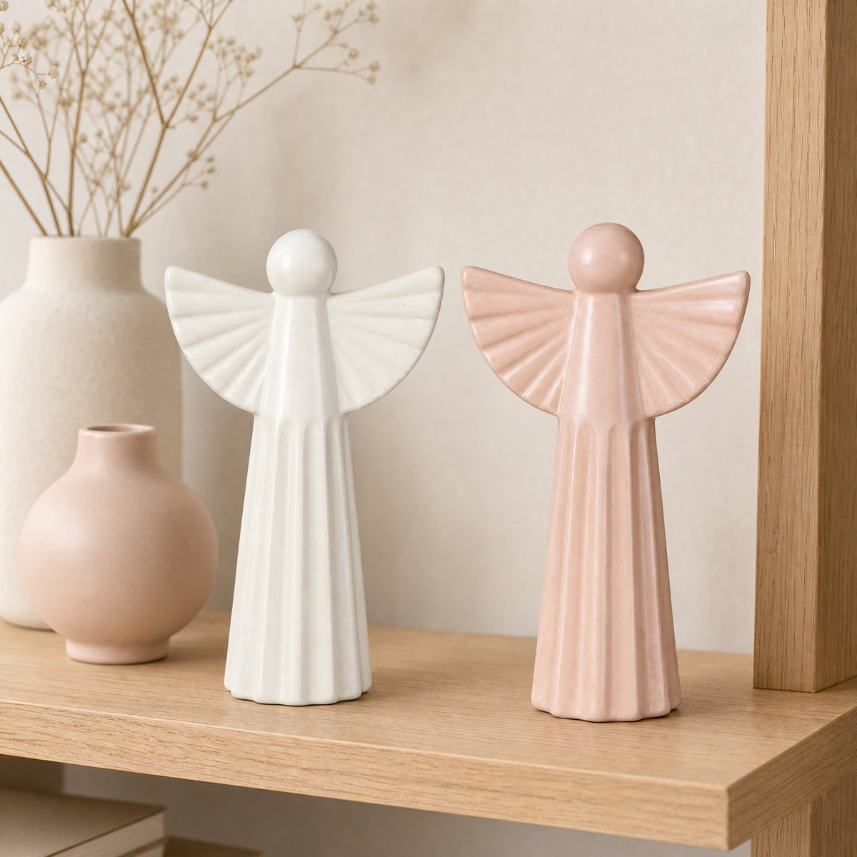 Porcelænsengle 18 cm høje