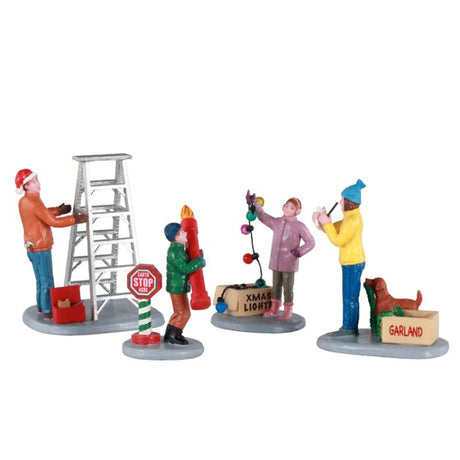 Getting Ready To Decorate set of 4