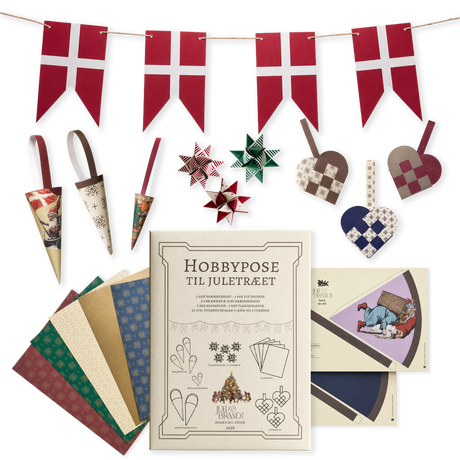 Hobbypose med DIY juletræspynt fra Juel & Brandt