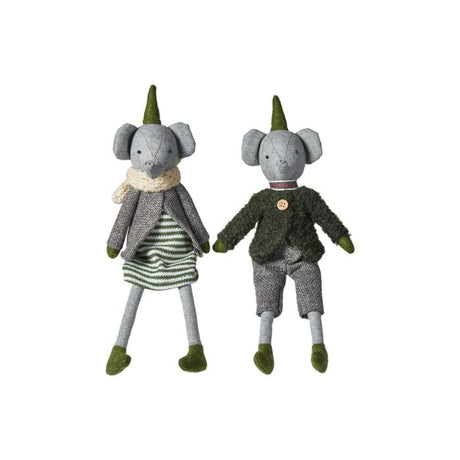 Elefant med grågrønne klæder