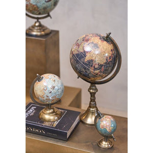 Globus med fod 21 cm høj