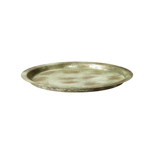 Rundt dekorationsfad fra Speedtsberg i antikgrønt metal med rustik patineret overflade, 30 cm i diameter
