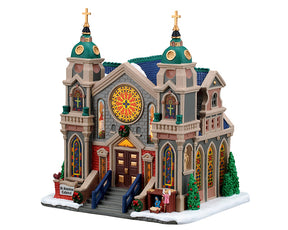 St. Stanislaus Cathedral kirke med lys til juleby fra Lemax
