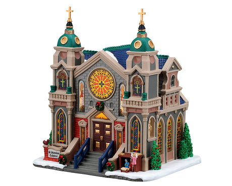 St. Stanislaus Cathedral kirke med lys til juleby fra Lemax