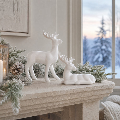 Rensdyr i hvidt porcelæn