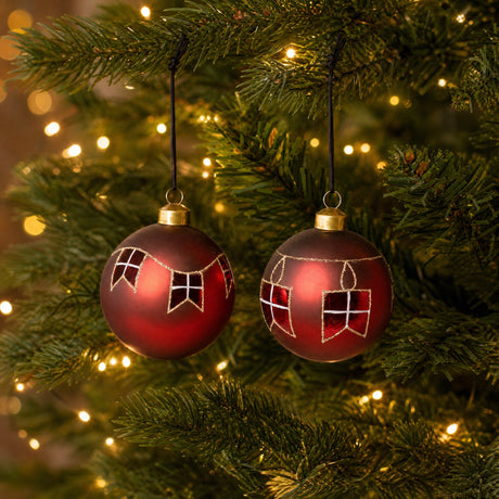 Julekugle med flagguirlande