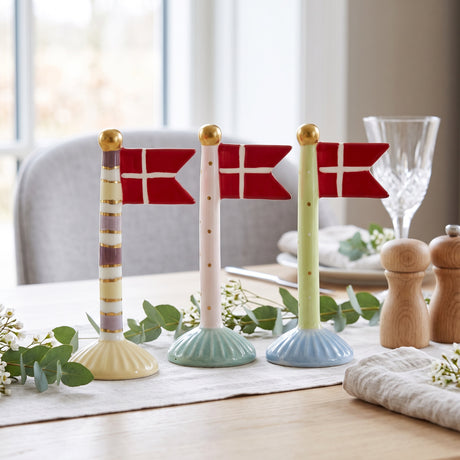 Flagstang med spidsflag 14 cm højt