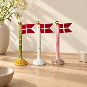 Fødselsdagsflag i keramik 19 cm højt