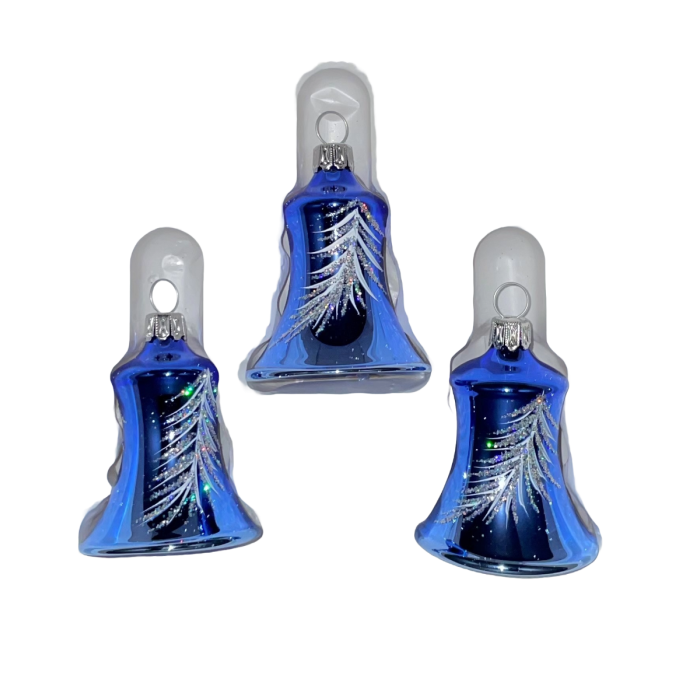Mundblæste smukke Jule klokker i blå med hvidt glimtende motiv fra Glasbläserei Thüringer Weihnachten. 