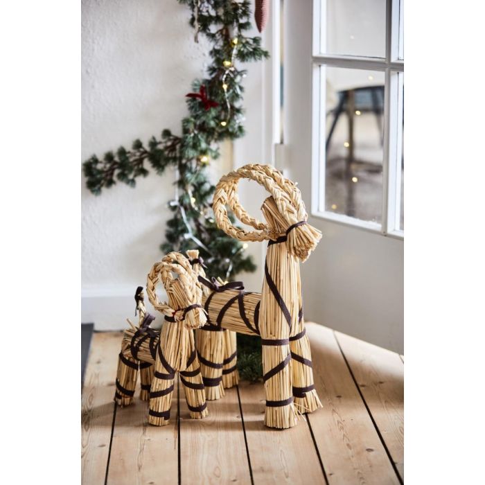Julebuk m/brunt bånd 43 cm høj