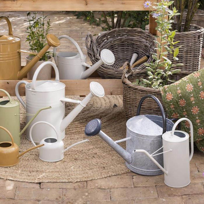 Vandekande i zink 9l