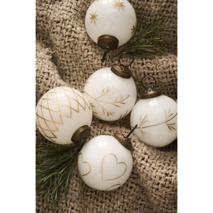 Ib Laursen sæt med hvide julekugler 