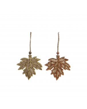 Gold / copper colored leaf